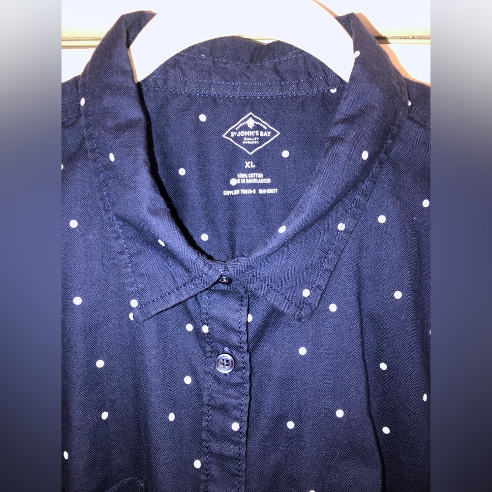 St. John’s Bay, XL, blue & white polka dot button up blouse - Picture 3 of 13
